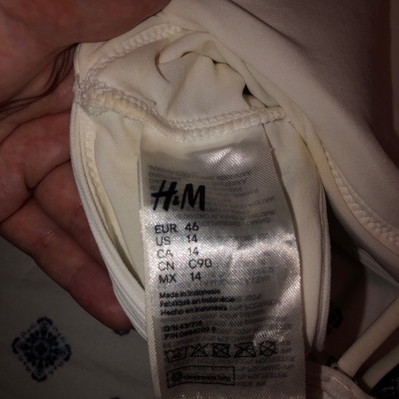 Triangle bikini top - Picture 3 of 3